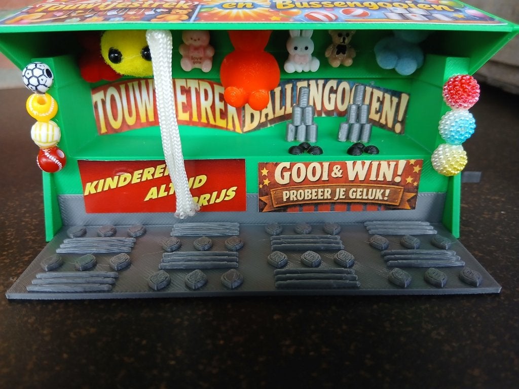 Touwtjestrek en Bussengooien KERMIS MINIATUUR, Ophalen of Verzenden, Nieuw, 1:32 tot 1:50