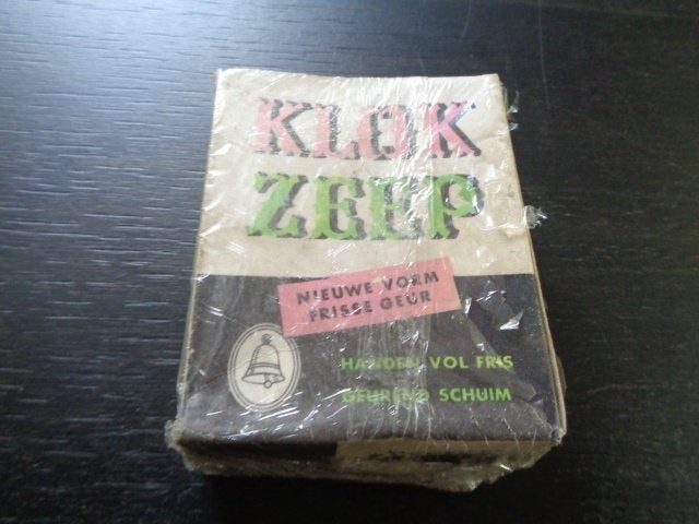 Oude verpakking + zeepje Klok Zeep., Ophalen of Verzenden, Verpakking