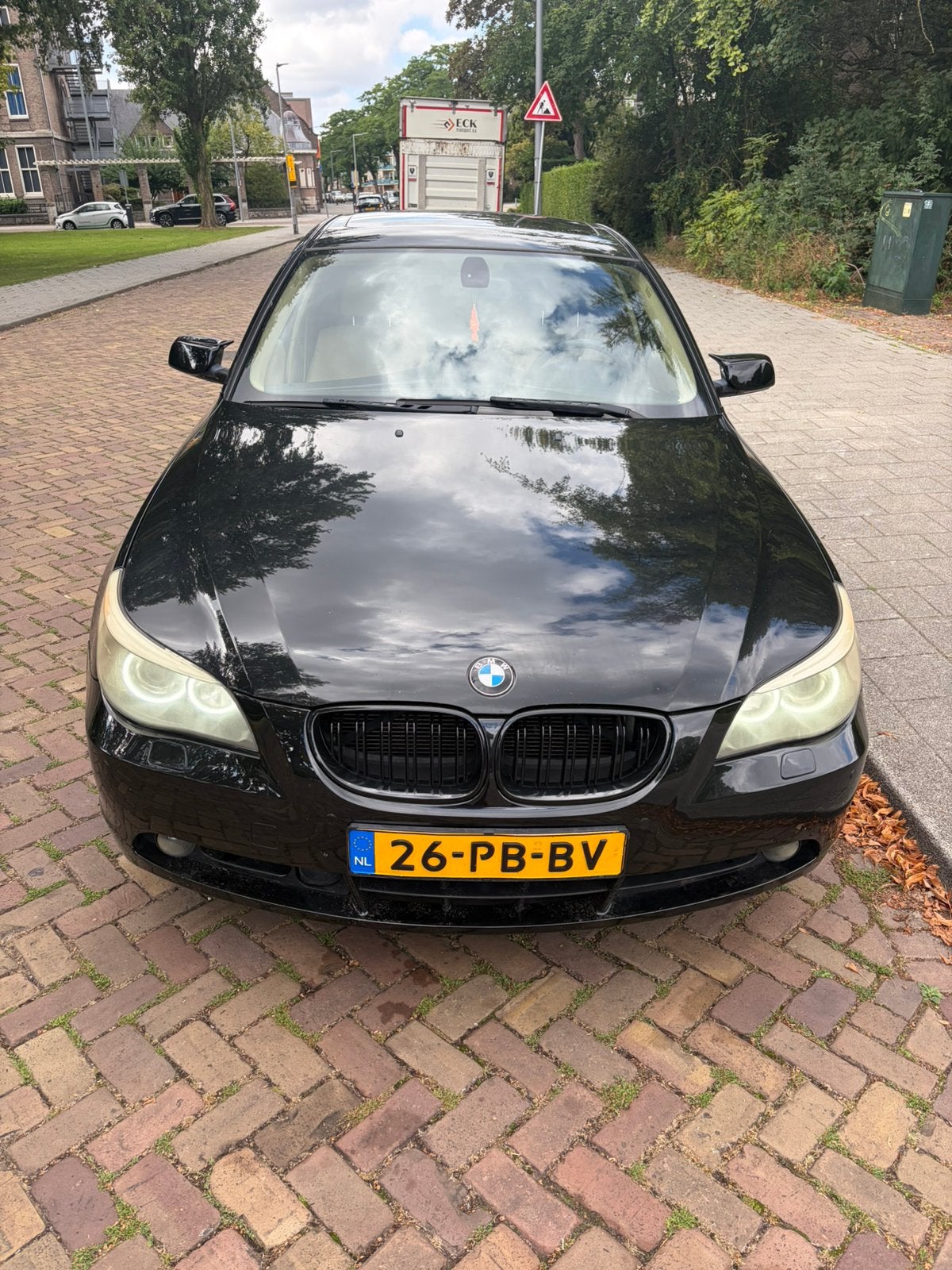 BMW 5-Serie 3.0 I 530 AUT 2003 Zwart M54B30 GOED ONDERHOUDEN, Auto's, BMW, Automaat, Achterwielaandrijving, 2000 kg, Zwart