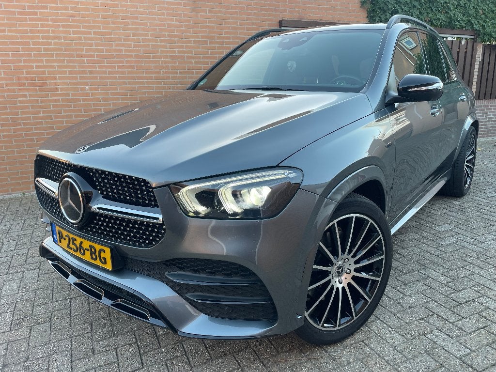 Mercedes GLE 350de 4M AMG CERTIFIED Luchtv Burm Pano DealerO, Auto's, Automaat, 4 cilinders, Verwarmde buitenspiegels, Plug-in hybride