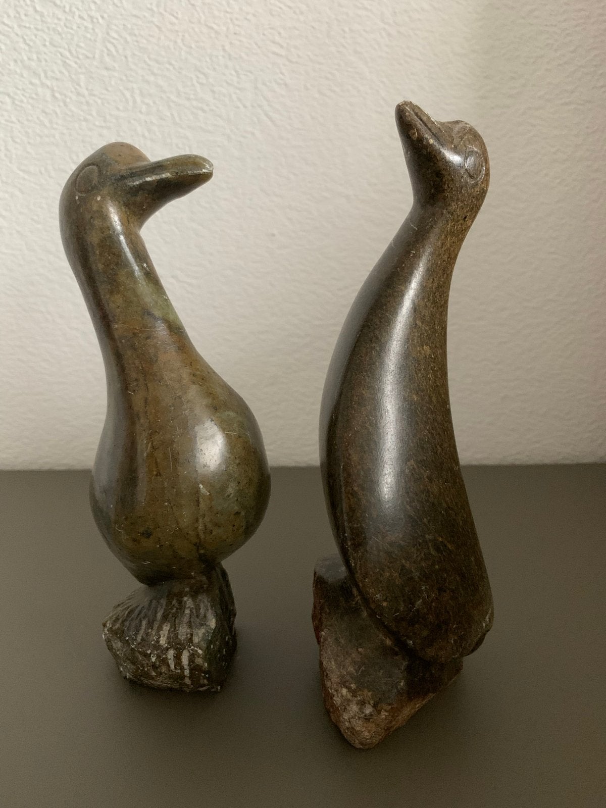 Speksteen/Serpentijn vogels - Handgemaakte sculpturen, Minder dan 20 cm, Ophalen of Verzenden, Handgemaakt, Steen of Keramiek