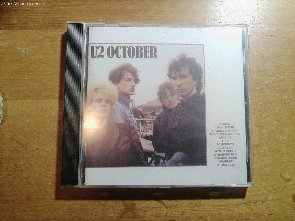 cd U2 - October, Ophalen of Verzenden, Zo goed als nieuw, Poprock
