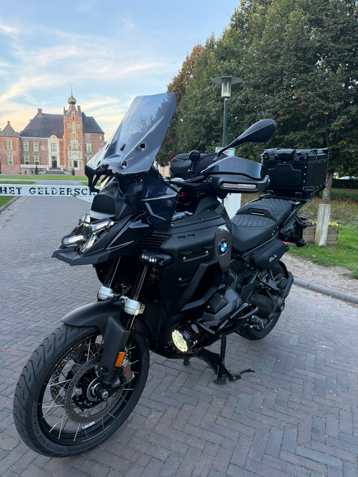 BMW 1300 GS Adventure - Volledig uitgerust voor avontuur, Motoren, 2 cilinders, Motorrijbewijs A, Gebruikt, Particulier