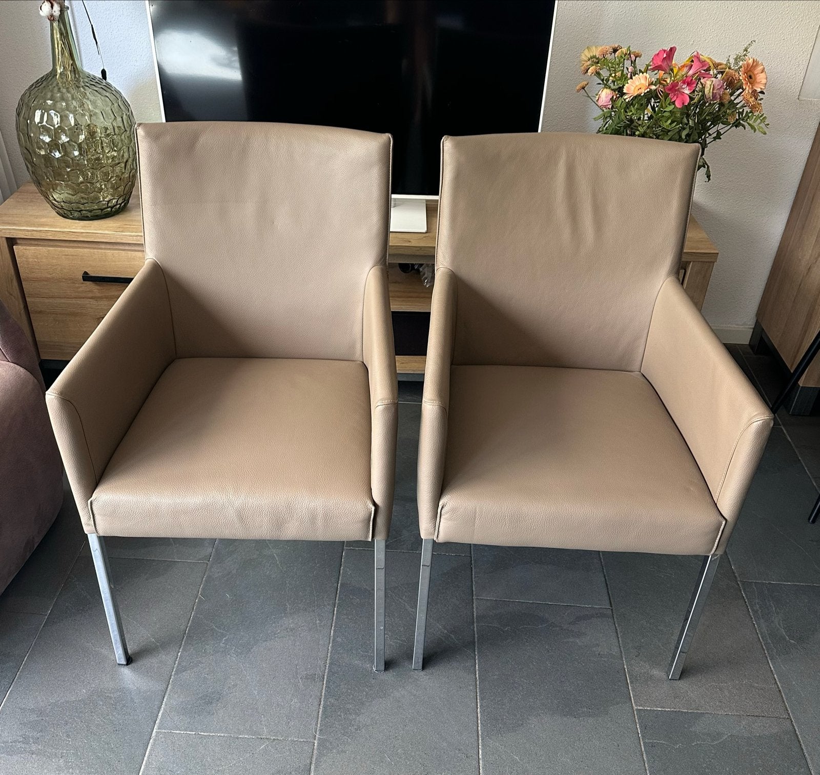 Rolf Benz eetkamerstoelen - Zo goed als nieuw, Huis en Inrichting, Stoelen, Ophalen, Twee, Overige kleuren, Leer