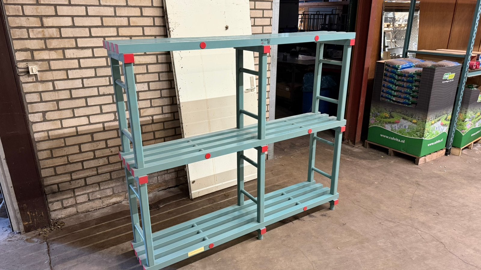 REA Stellingkast, Raamkozijn, Zo goed als nieuw, Hout, Ophalen