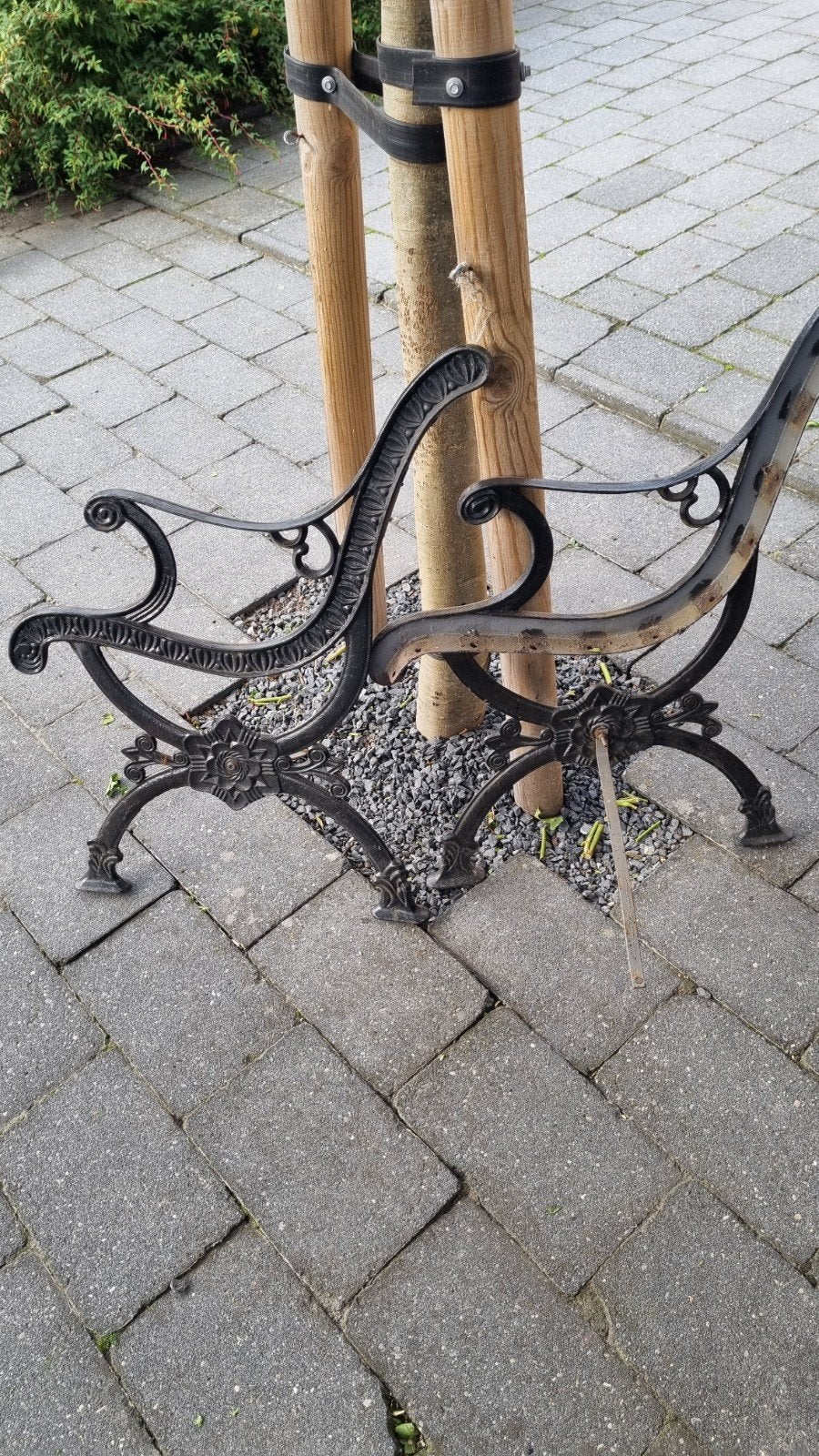 2 zware gietijzeren zijstukken voor tuinbank, Tuin en Terras, Ophalen, Gebruikt, Metaal