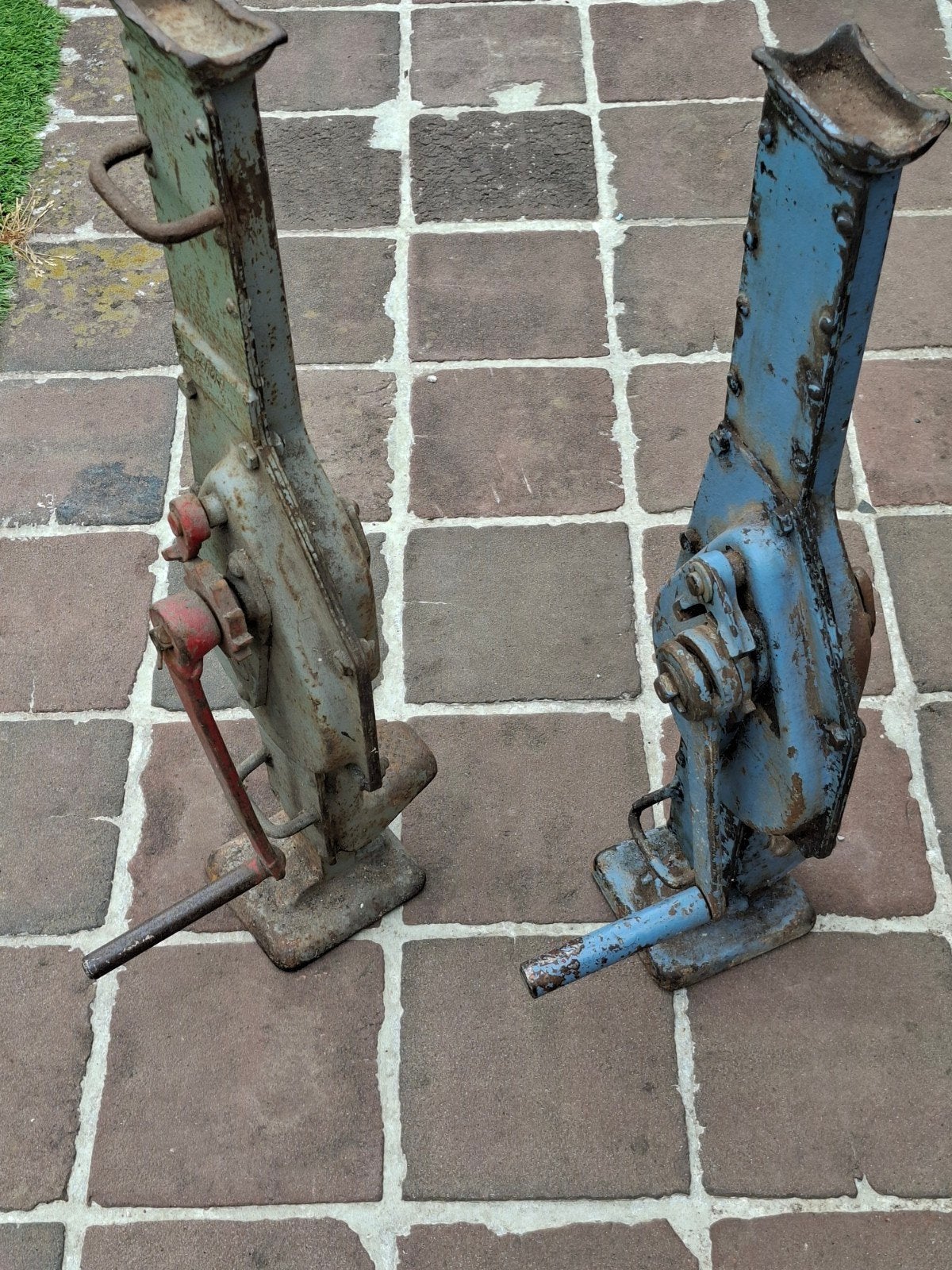 Oude mechanische krikken - 3 Ton - Set van 2, Auto diversen, Krikken, Ophalen of Verzenden