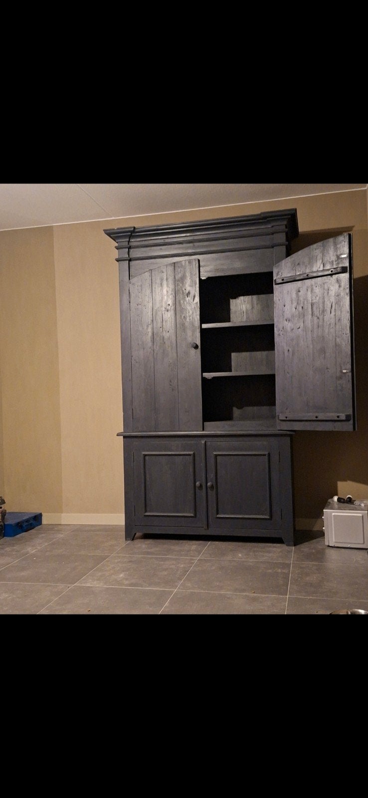 hoffz kast, Ophalen of Verzenden