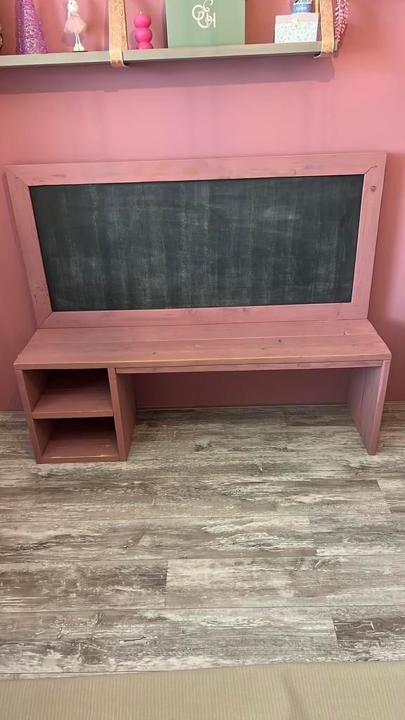 Kinderbureau stijgerhout oud roze moet ZSM weg, Kinderen en Baby's, Ophalen, Gebruikt, Overige typen