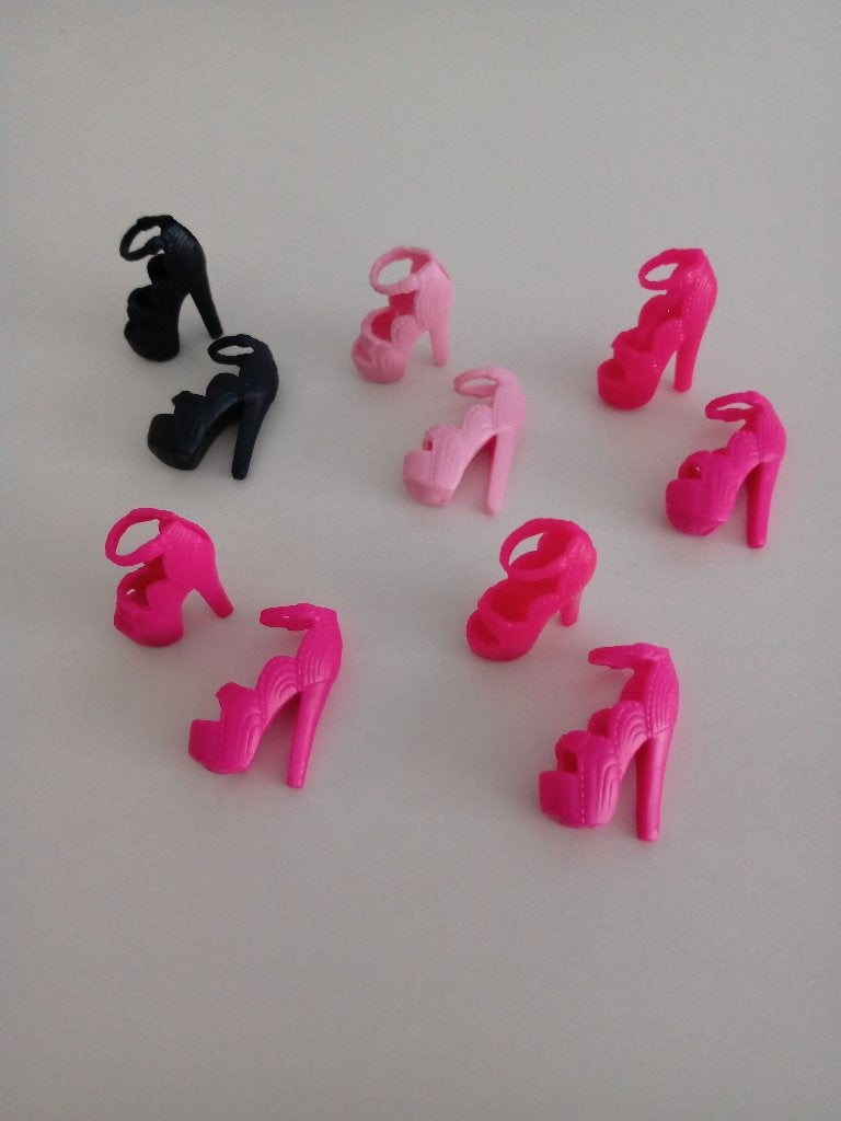 Leuke schoentjes voor BARBIE en andere Poppen 1,50 euro p.p., Ophalen of Verzenden, Gebruikt, Kleertjes