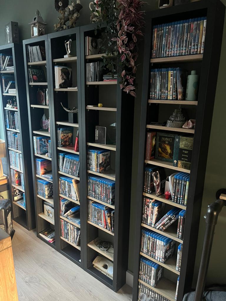 5 x cd- dvd - boekenkast, Huis en Inrichting, Kasten | Boekenkasten, Ophalen, 25 tot 50 cm, 200 cm of meer