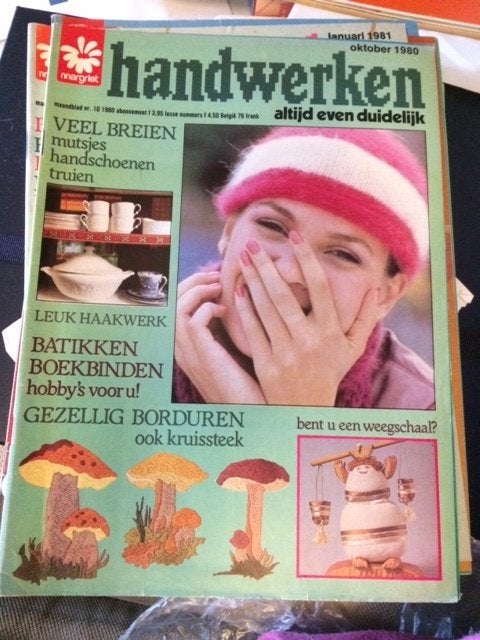 Margriet steek handwerken oktober 1980, Ophalen of Verzenden, Gelezen, Damesbladen