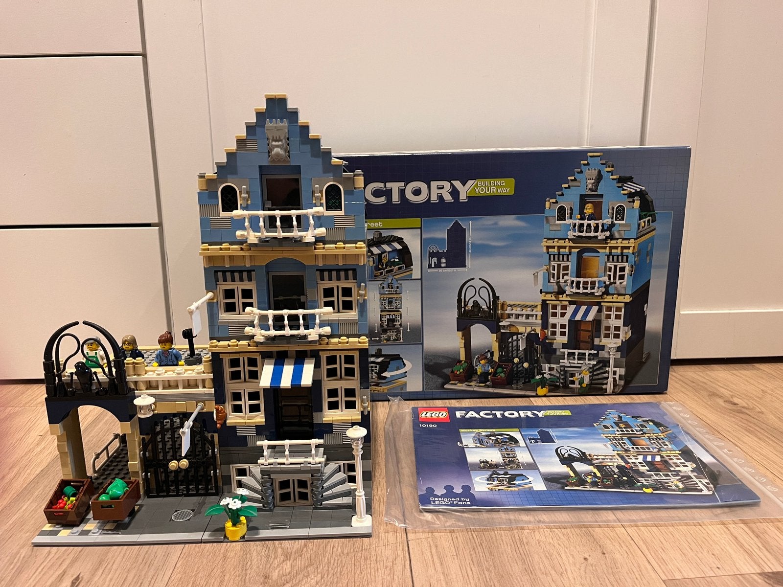 Lego 10190 - compleet met instructie en doos, Ophalen of Verzenden, Zo goed als nieuw