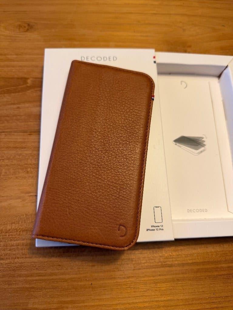 NIEUWE Decoded Wallet iPhone 12 Pro Bruin echt leer, Telecommunicatie, Overige merken, Nieuw, Ophalen of Verzenden, Leer