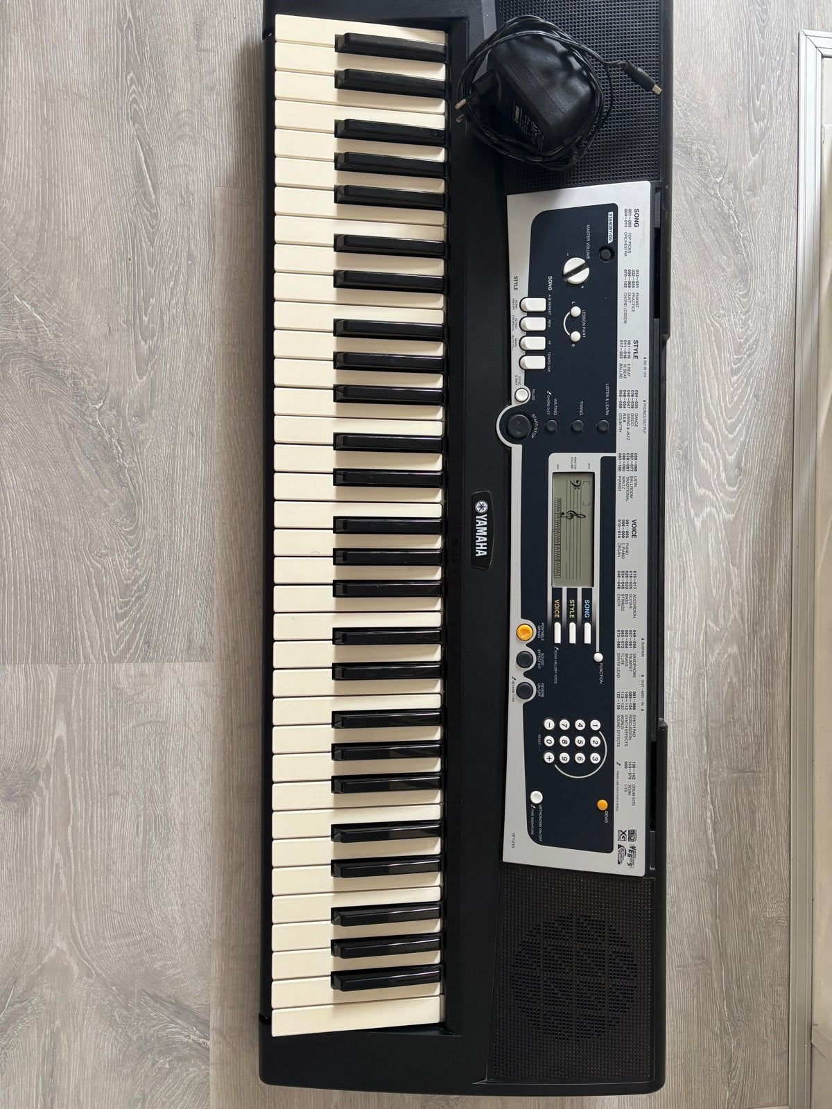 Yamaha YPT-210 keyboard - Ideaal voor beginners, Muziek en Instrumenten, Keyboards, Ophalen, 61 toetsen, Gebruikt, Midi-aansluiting