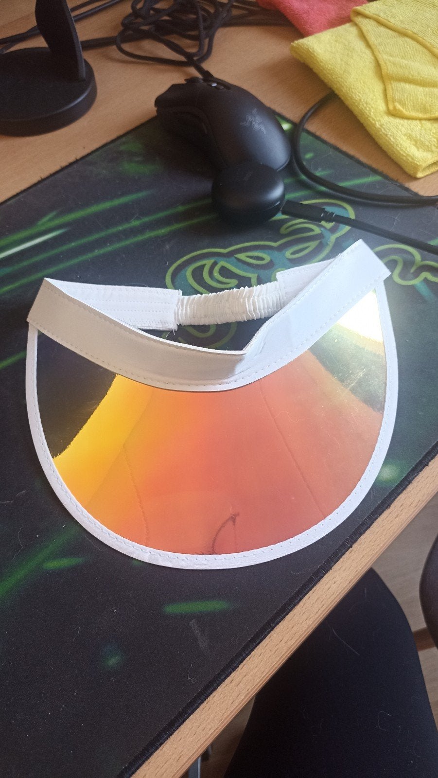 Trendy Zonnevizier - Oranje Spiegelglazen, Zonnebril, Oranje, Zo goed als nieuw, Ophalen