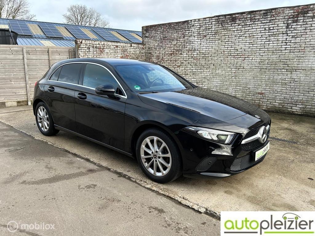 Mercedes A-klasse 200|Clima|camera|Stoelverw|Carbon|BOVAG|, Auto's, Gebruikt, Euro 6, 4 cilinders, Bedrijf