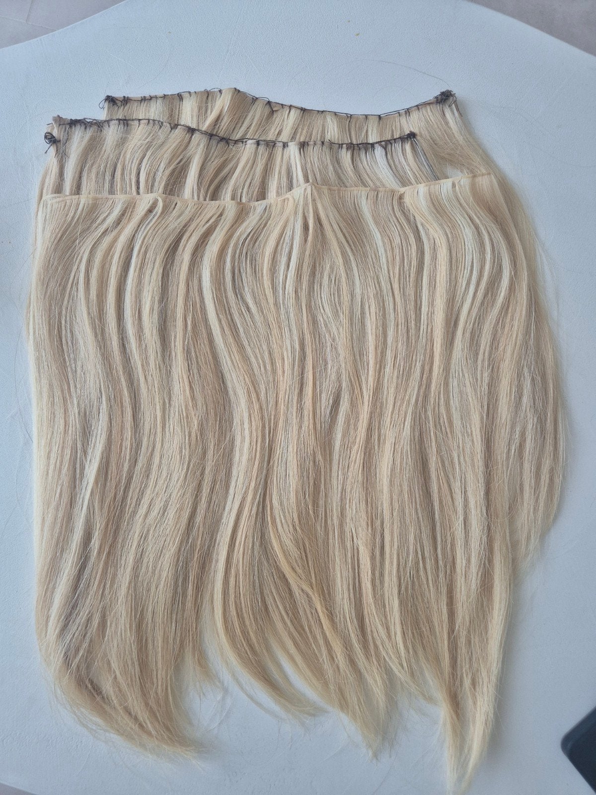 Hairextensions invisible weft 100% human hair, Sieraden, Tassen en Uiterlijk, Uiterlijk | Haarverzorging, Zo goed als nieuw, Pruik of Haarverlenging