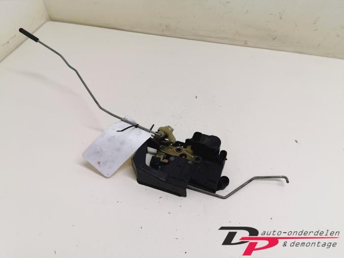 Deurslot Mechaniek 4Deurs links-voor van een Alfa Romeo 156, Gebruikt, -, -, Ophalen of Verzenden