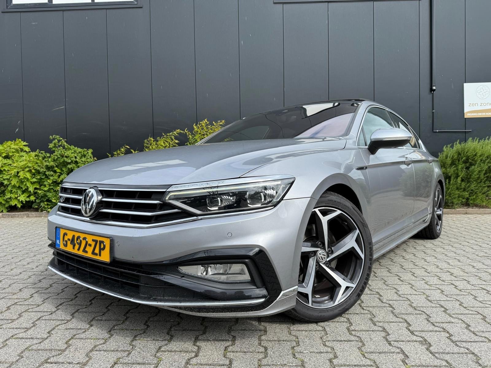 Volkswagen Passat 1.5 TSI Elegance Business R, Auto's, Euro 6, 4 cilinders, 150 pk, Origineel Nederlands