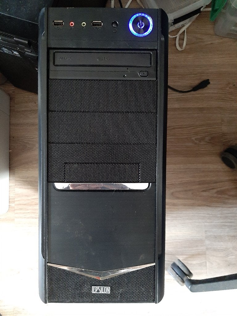 Desktop Epsilon i5 7400 8Gb DDR4 GigaByte B250M Ds3H, Ophalen, Zo goed als nieuw
