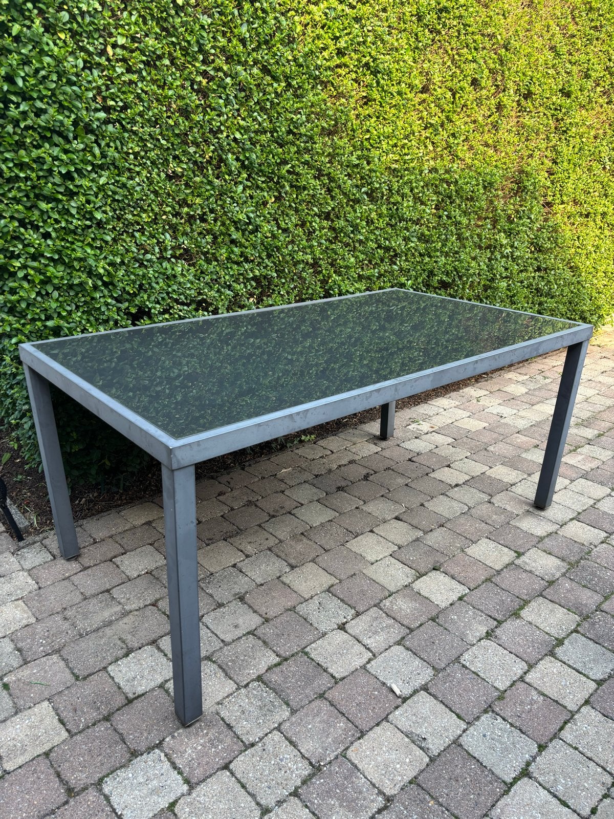 Tuintafel met glazen blad en verstelbare poten, Ophalen, Gebruikt, Rechthoekig, Metaal