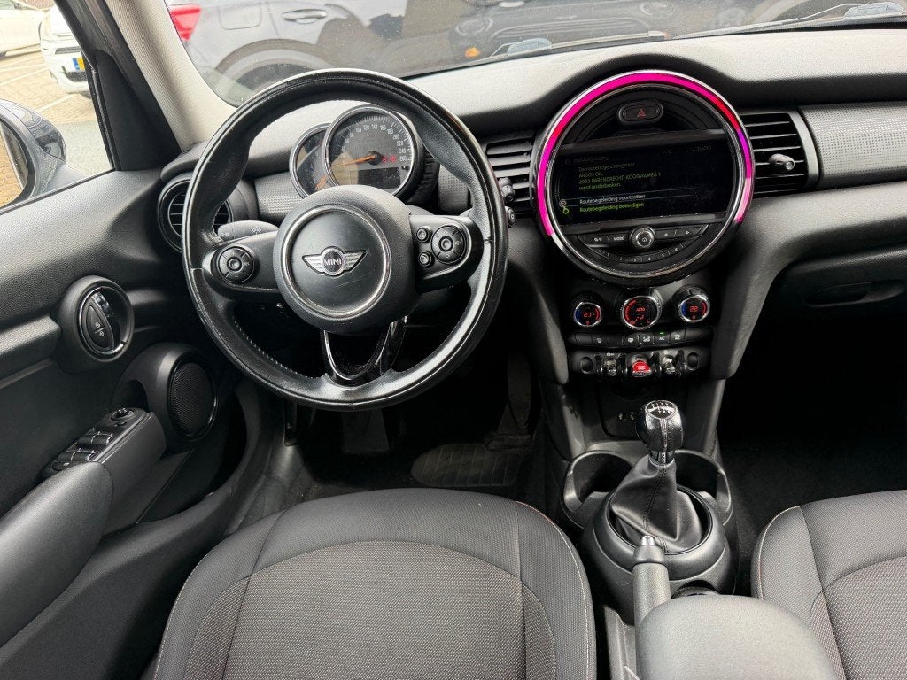 Mini COOPER 5-Deurs 1.5 Cooper 2DE EIG. CLIMA NAVI NAP APK 3, 136 pk, Gebruikt, Euro 6, 49 €/maand