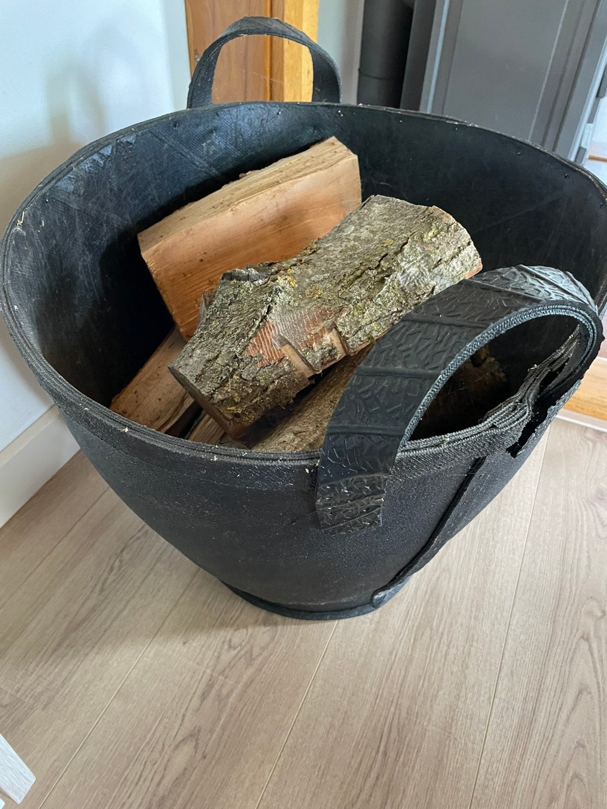 Sterke bak voor hout, Ophalen, Zo goed als nieuw, Minder dan 50 cm