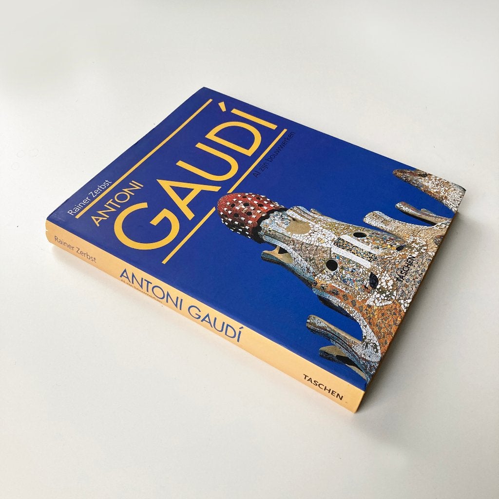 Antoni Gaudi boek, architectuur, kunst, Boeken, Gelezen, Architecten, Ophalen of Verzenden, Rainer Zerbst