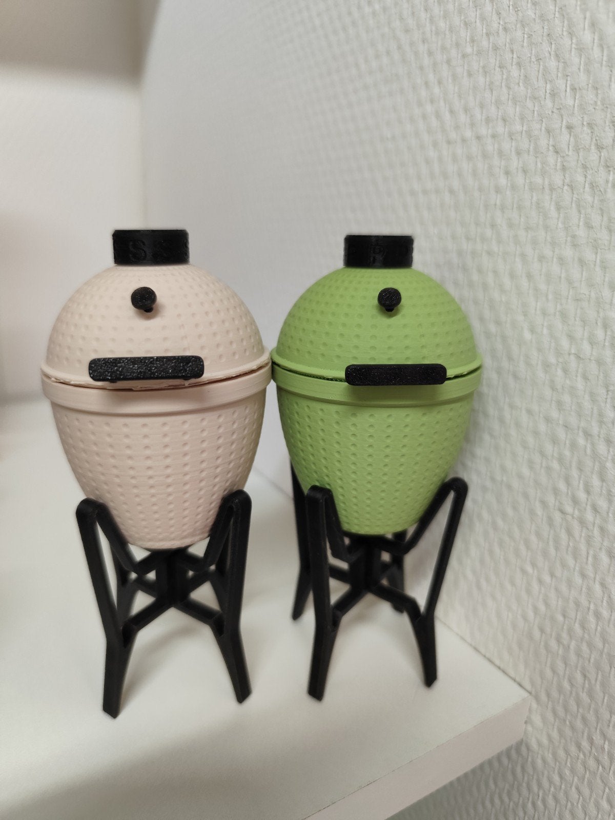 Miniatuur Kamado BBQ Peper- en Zoutstel, Ophalen of Verzenden, Zo goed als nieuw, Onbekend