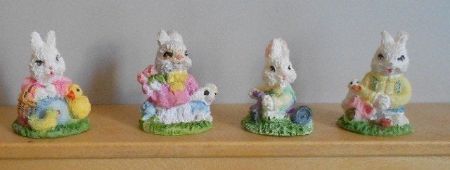 4 Paashaasjes = Onken = In 1 koop te koop voor 2,50 euro, Ophalen of Verzenden, Zo goed als nieuw