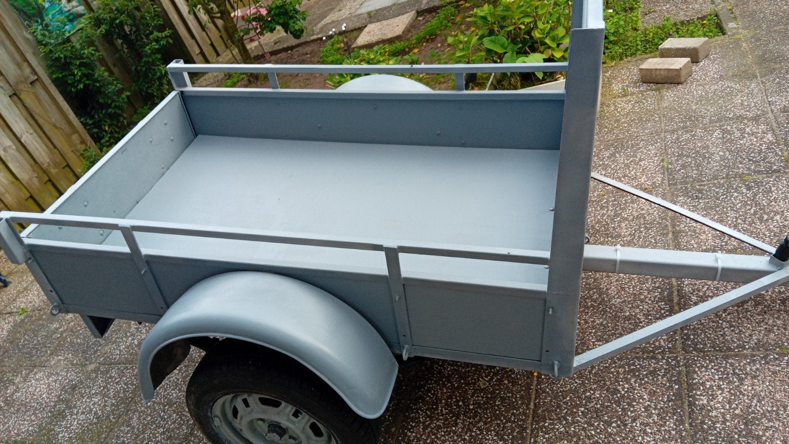 Aanhangwagen, Ophalen, Nieuw