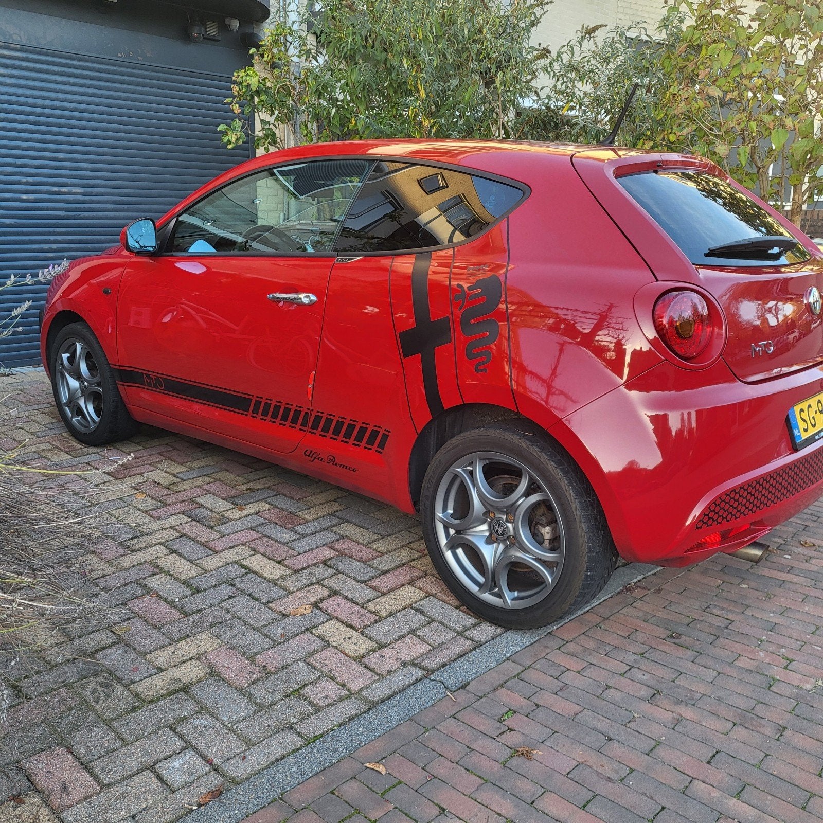 Alfa Romeo MiTo 1.4 16V 2009 Rood, Voorwielaandrijving, Stof, 1055 kg, 49 €/maand
