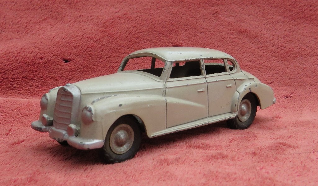 Marklin Mercedes 300 limousine, Hobby en Vrije tijd, Modelauto's | 1:43, Ophalen of Verzenden, Zo goed als nieuw, Auto, Overige merken
