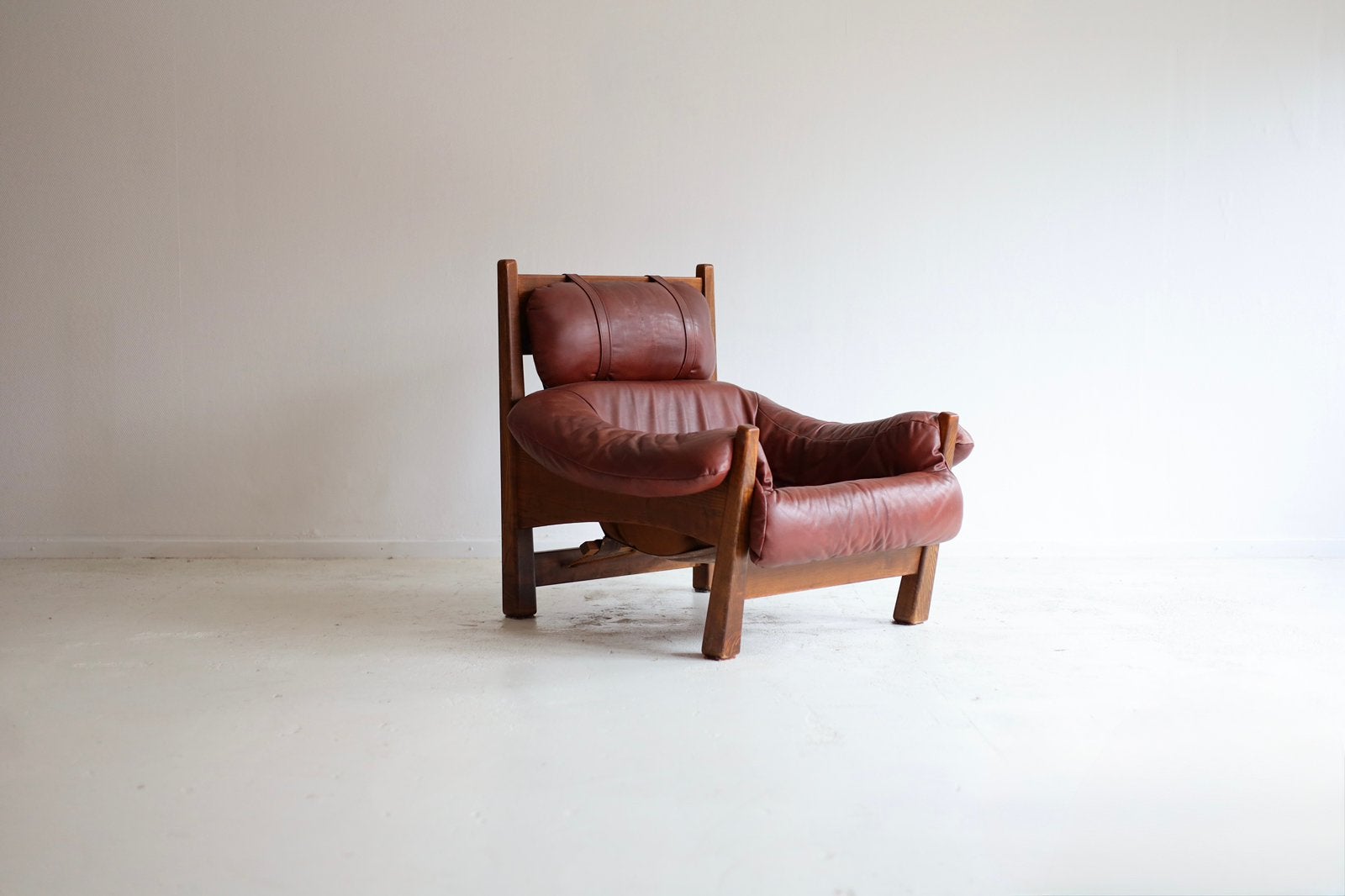 Gerard van den Berg brutalist lounge stoel jaren 70, Ophalen, 75 tot 100 cm, Tijdperk, Zo goed als nieuw
