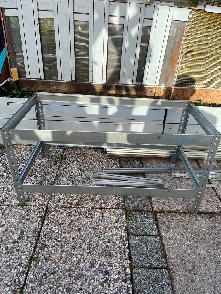 Meterials van stelling kasten, Tuin en Terras, Kweekspullen, Ophalen of Verzenden, Zo goed als nieuw, Kweeklamp