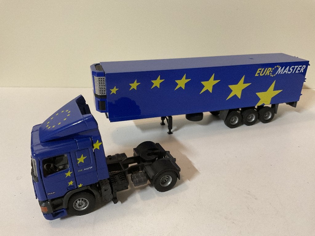 Tekno DAF 95 Euromaster met schade, Ophalen of Verzenden, Gebruikt, Bus of Vrachtwagen, Tekno