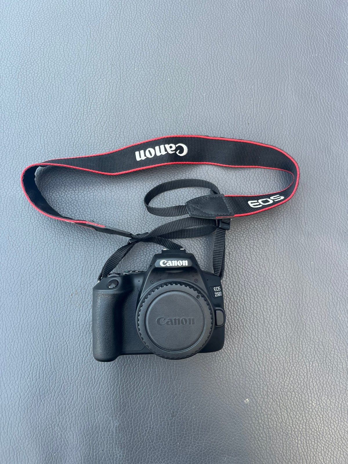 Canon EOS 250D, Ophalen, Spiegelreflex, Canon, Zo goed als nieuw