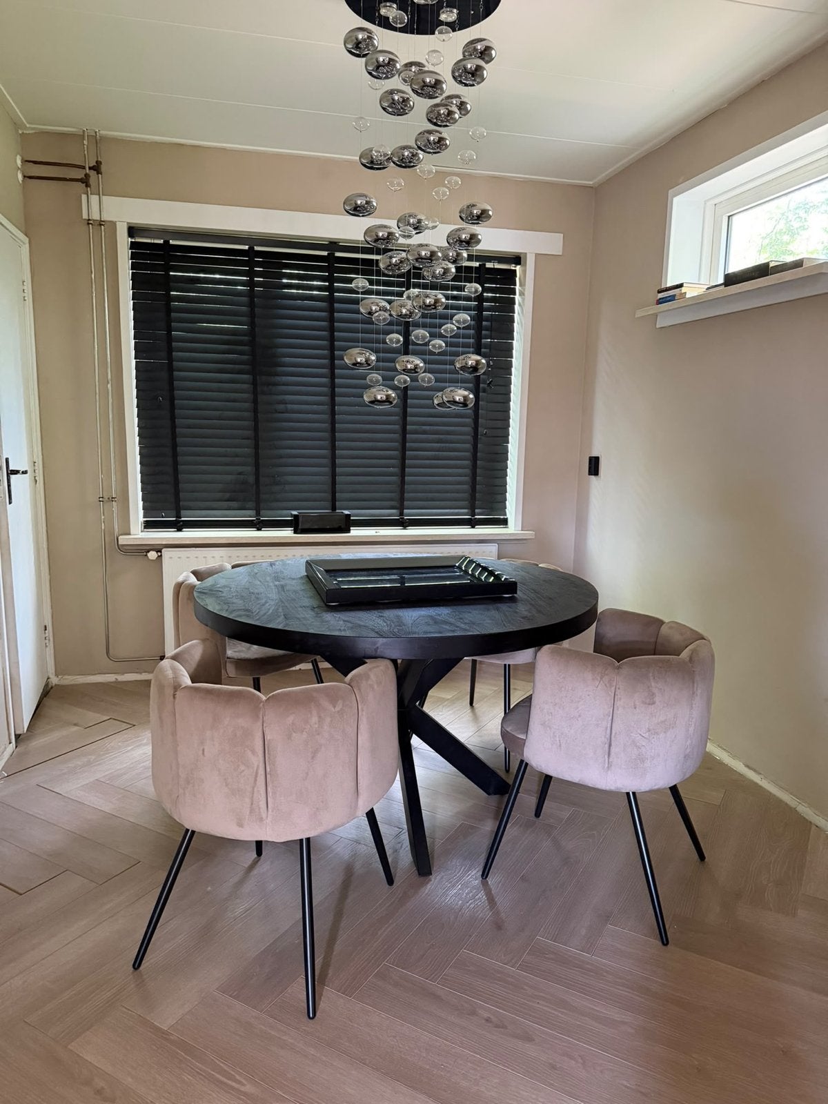 Beige Erik Kuster stijl eetkamerstoelen, Huis en Inrichting, Ophalen, Gebruikt, Overige kleuren, Vier
