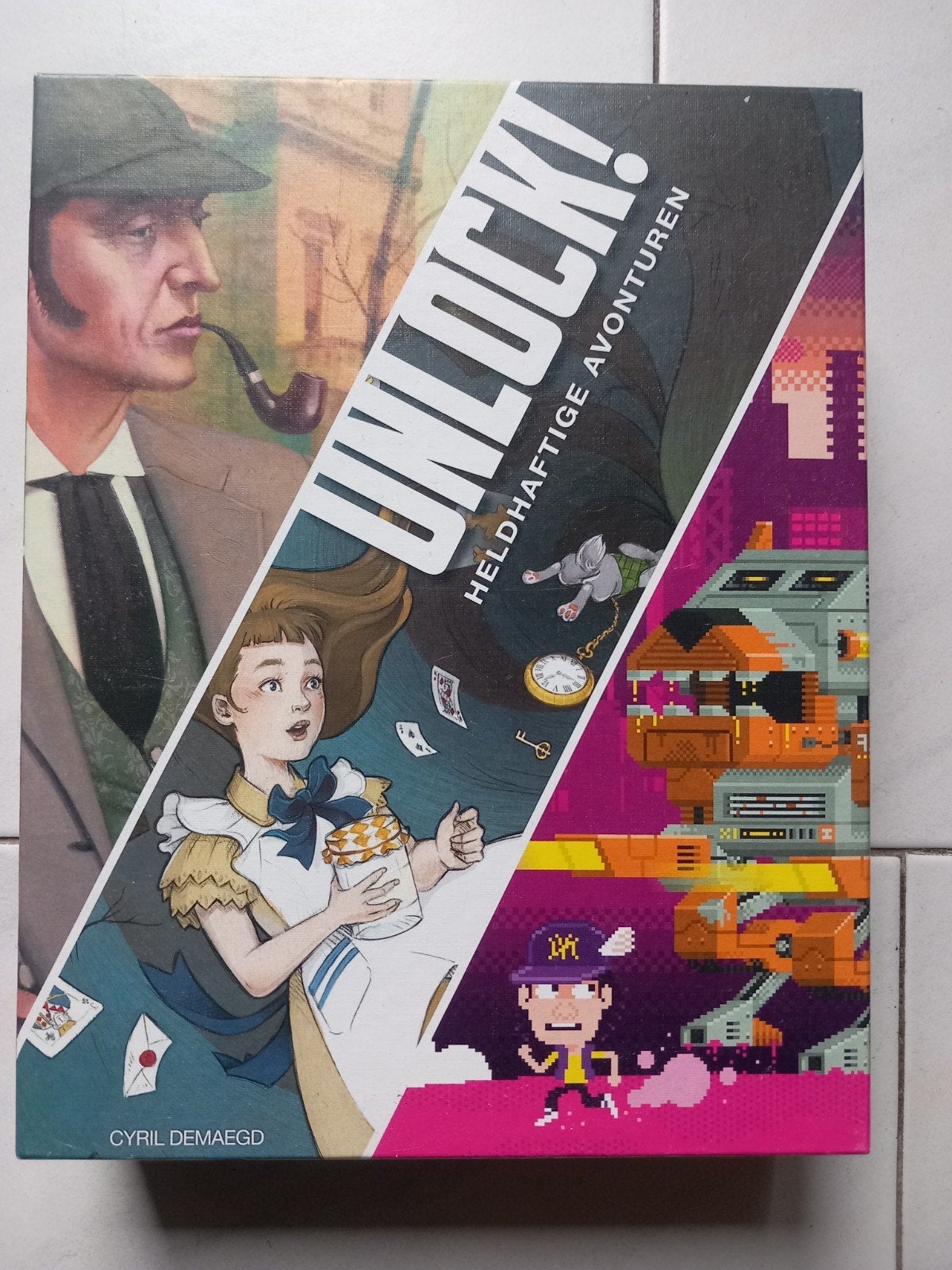Unlock! Heldhaftige Avonturen - Escape Room Kaartspel, Vijf spelers of meer, Ophalen of Verzenden, Zo goed als nieuw, Space Cowboys