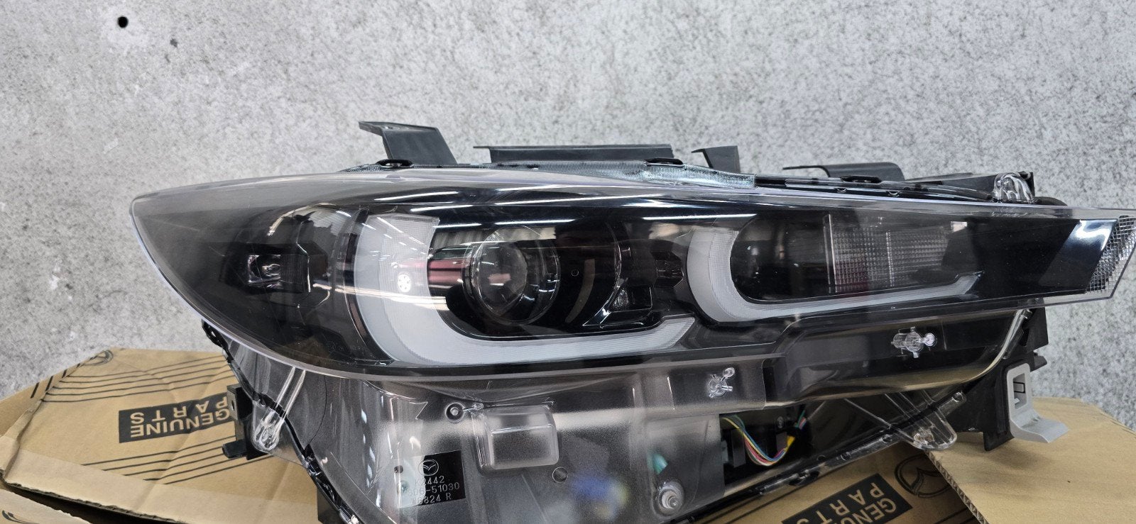 Mazda CX-5 LED Koplamp Rechts - Origineel Stanley W6824, Ophalen of Verzenden, Gebruikt, Mazda