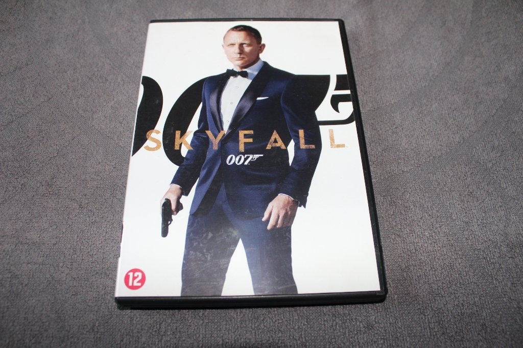 DVD Skyfall, Nederlands, Actie, Ophalen of Verzenden, Vanaf 12 jaar