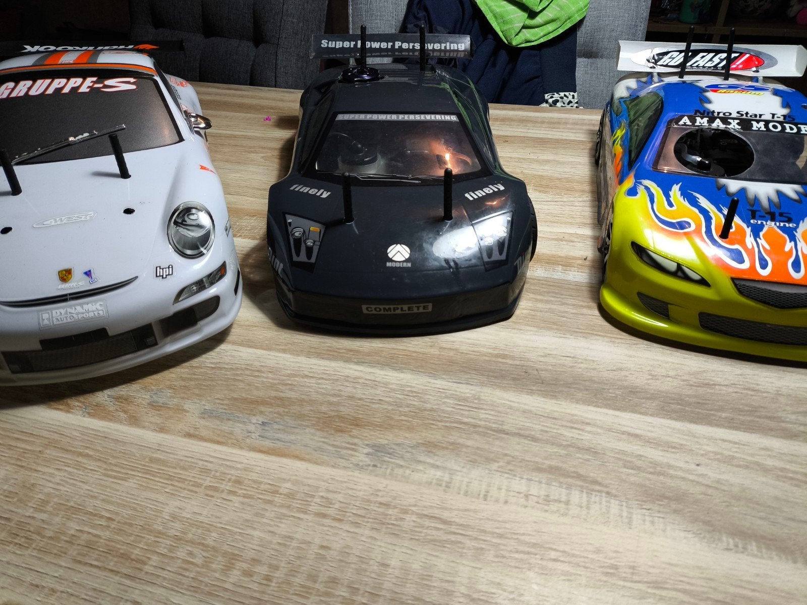 Verzameling Nitro RC auto's en onderdelen - evt. ruil, Auto, 1:32 tot 1:50, Zo goed als nieuw, Ophalen