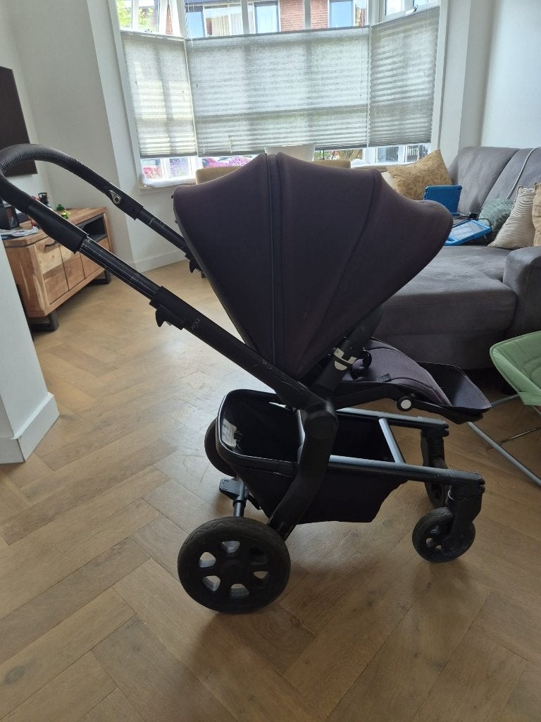 Joolz Hub kinderwagen inclusief cocoon & Maxicosi., Kinderen en Baby's, Kinderwagens en Combinaties, Gebruikt, Verstelbare duwstang