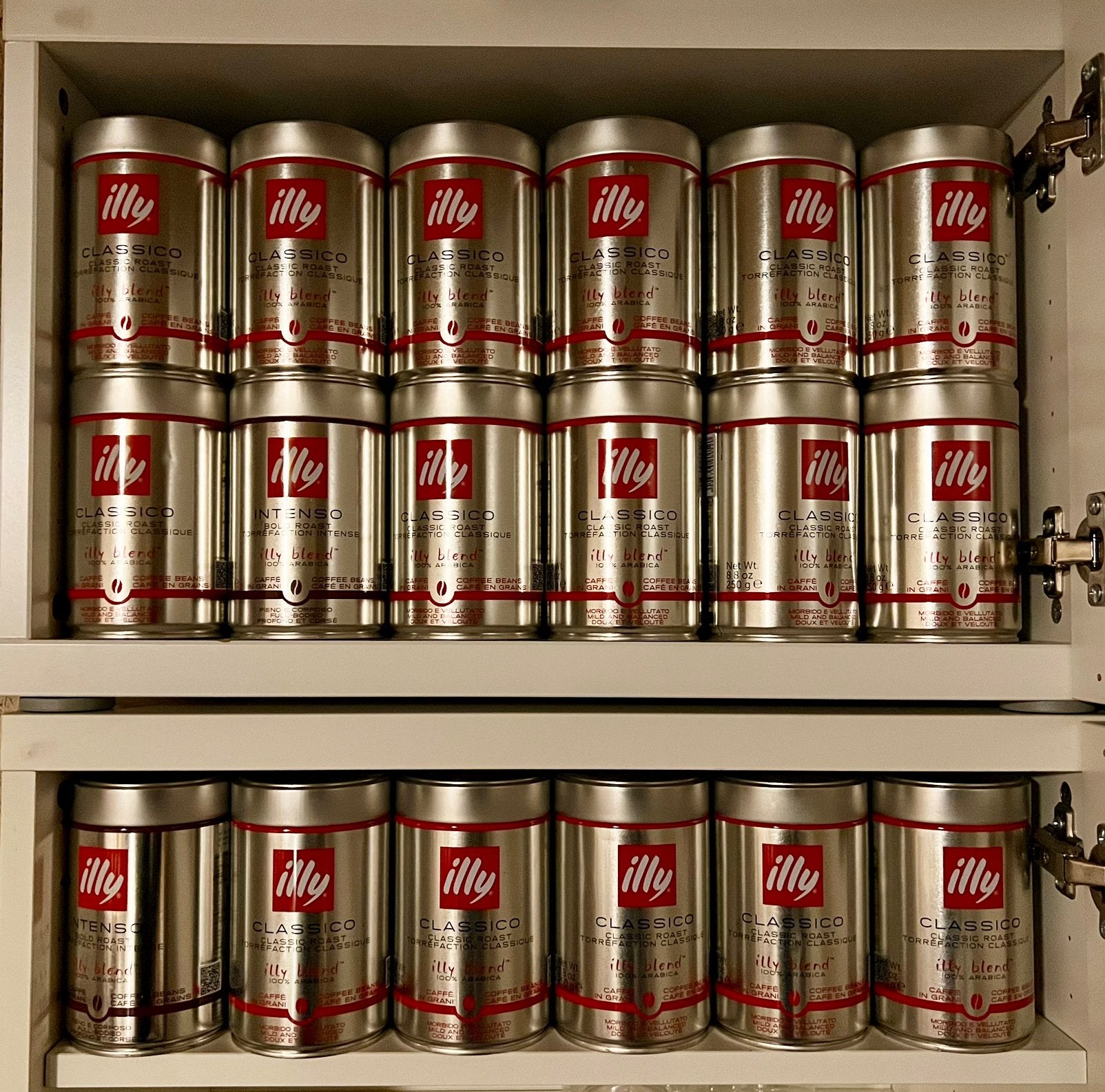 8 x Lege blikken koffiebonen Illy., Verzamelen, Ophalen of Verzenden, Zo goed als nieuw, Overige