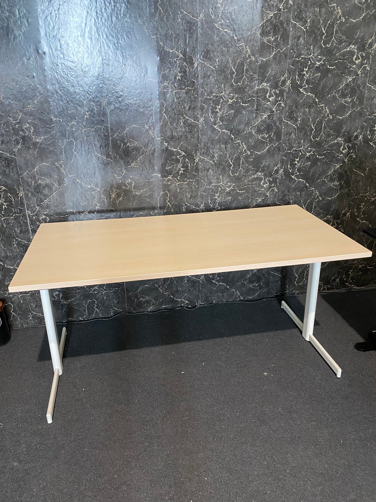 Bureau 160x80x75cm, Huis en Inrichting, Bureaus, Ophalen, Zo goed als nieuw