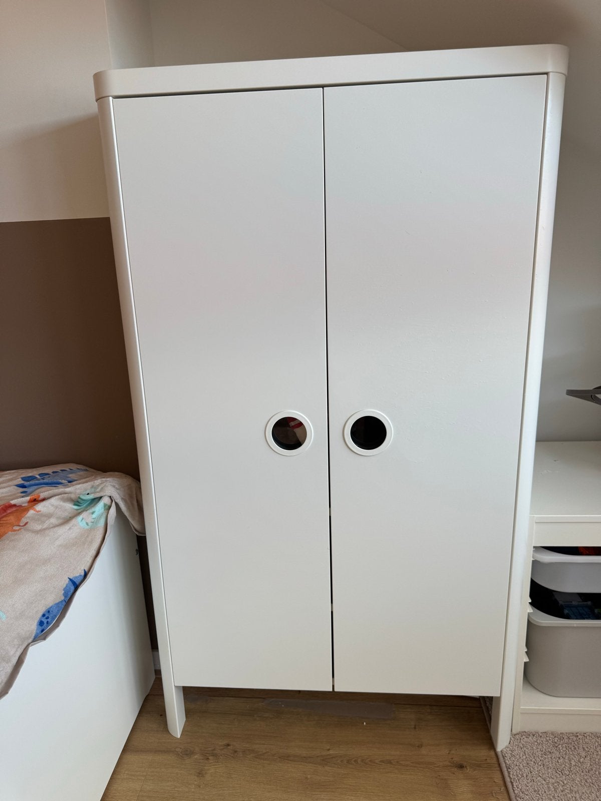 IKEA busunge kinder kledingkast, Ophalen, 100 tot 150 cm, 50 tot 100 cm, Zo goed als nieuw