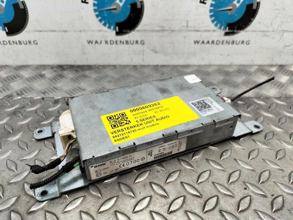 BMW 5 SERIES E61 523i Business Line  VERSTERKER UNIT AUDIO 2, Ophalen of Verzenden, Gebruikt, Stiba lid