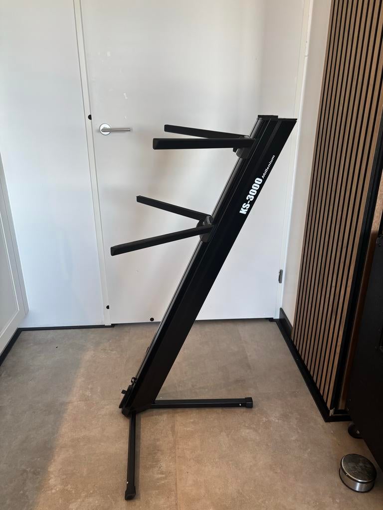 Millenium KS-3000 Keyboard Statief, Muziek en Instrumenten, Standaards, Ophalen, Zo goed als nieuw, Instrumentstandaard, Keyboard of Synthesizer