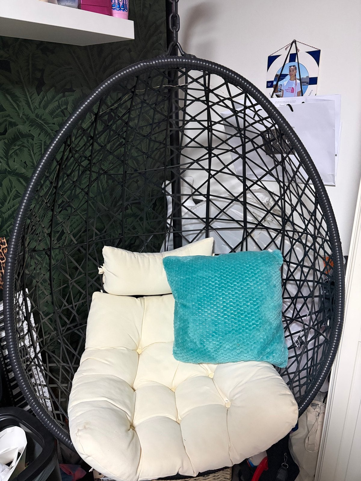 Hangstoel met standaard en kussen, Huis en Inrichting, Stoelen, Ophalen, Gebruikt, Zwart, Metaal